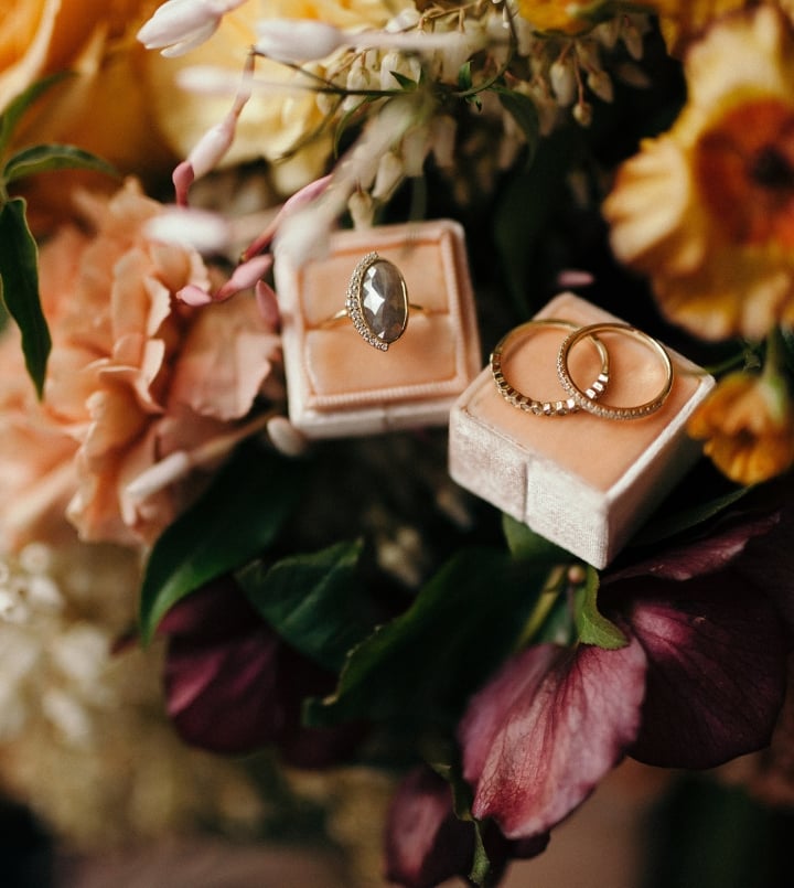 wedding rings at the source hotel